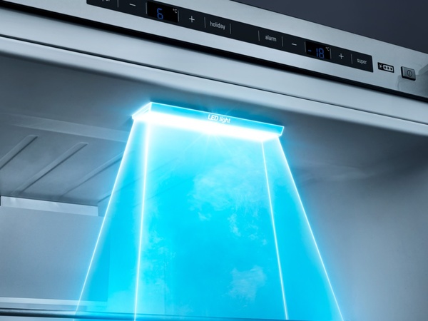 LED Licht bei EGATECH GmbH in Pirna