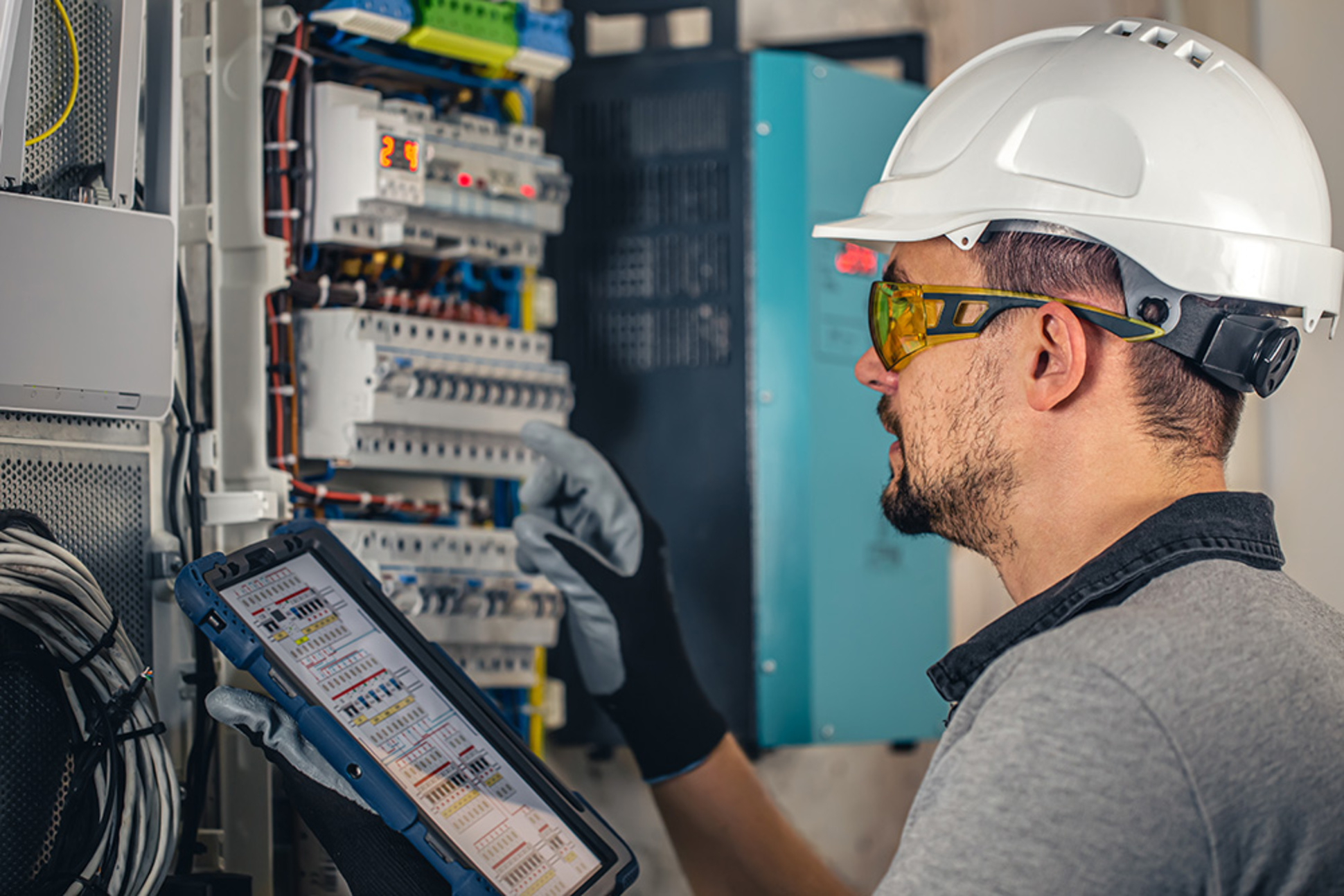 Industrie und Gewerbe bei EGATECH GmbH in Pirna