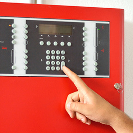 Brandmelde­anlagen bei EGATECH GmbH in Pirna