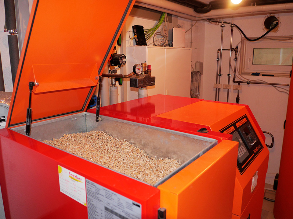 Palletheizung2 bei EGATECH GmbH in Pirna