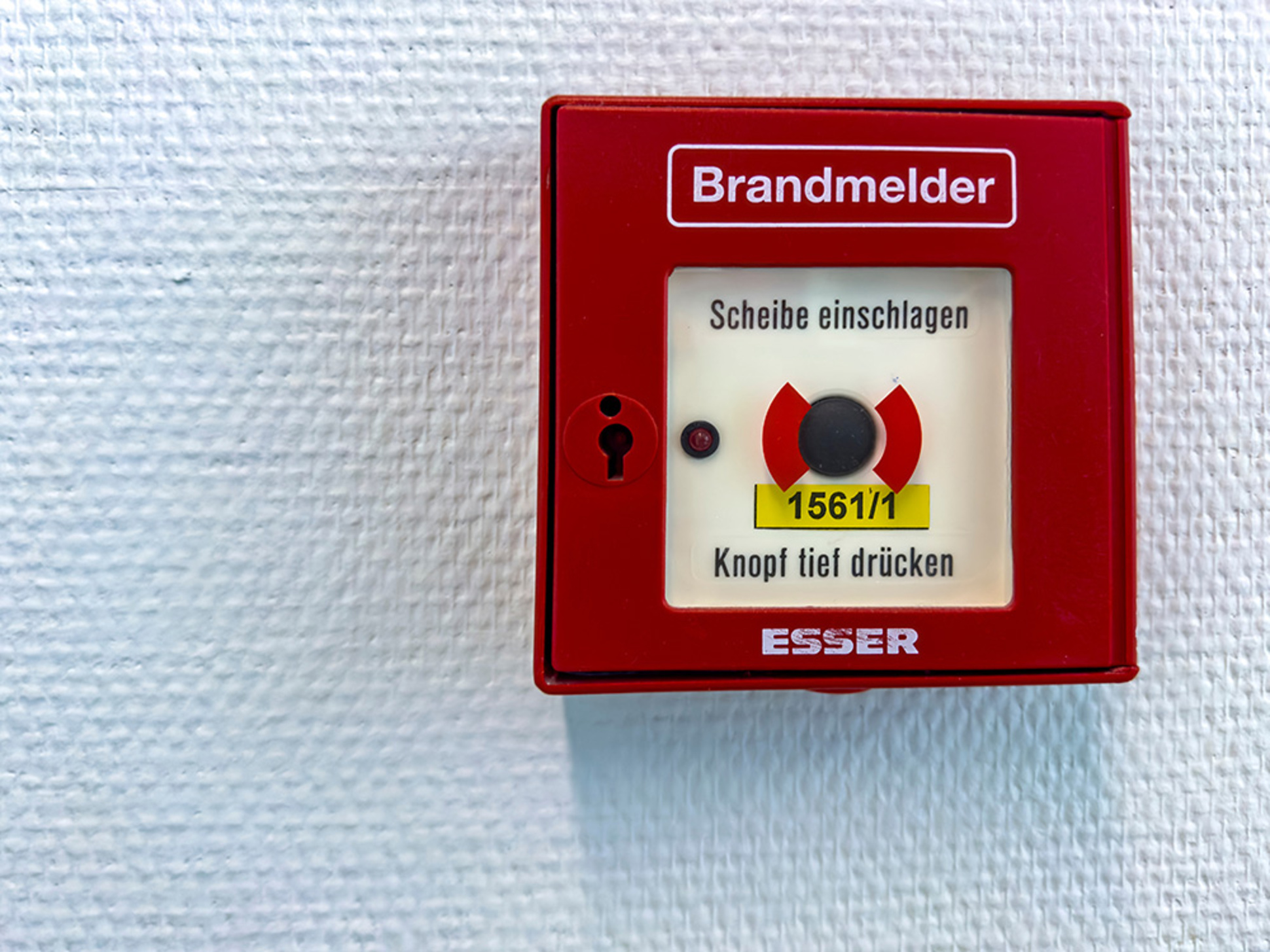 Brandmelde­anlagen bei EGATECH GmbH in Pirna